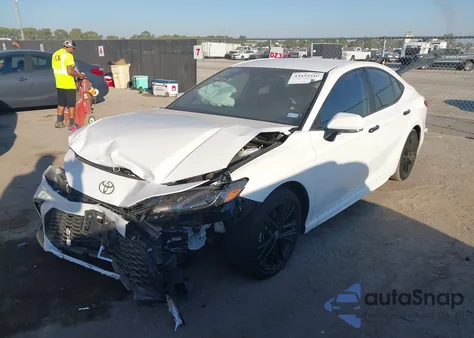 2025 Toyota Camry Se из США, поврежденный, VIN 4T1DAACKXSU037534